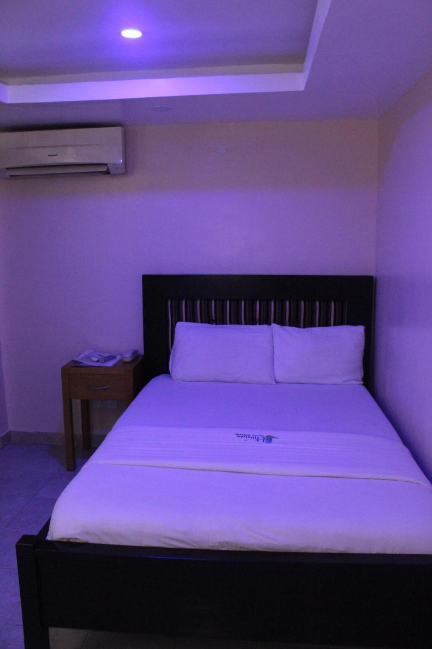 Hotel Hillside Gardens Lagos Exterior foto